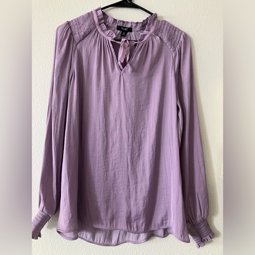 🌸  3/$15 Simply vera verawang blouse